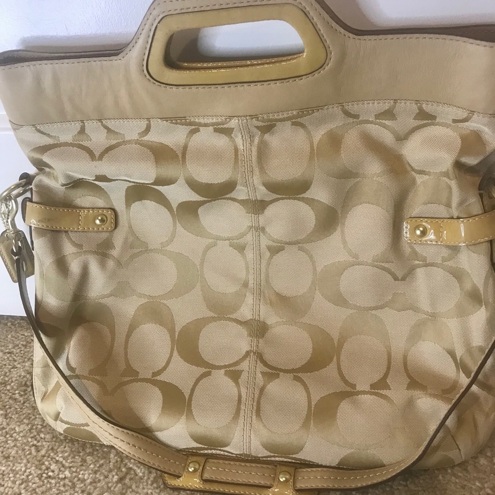 Coach Signature Bag